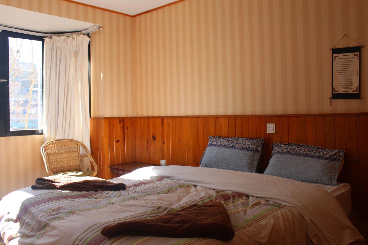 Hotel Namche Nāmche Bāzār Bagian luar foto